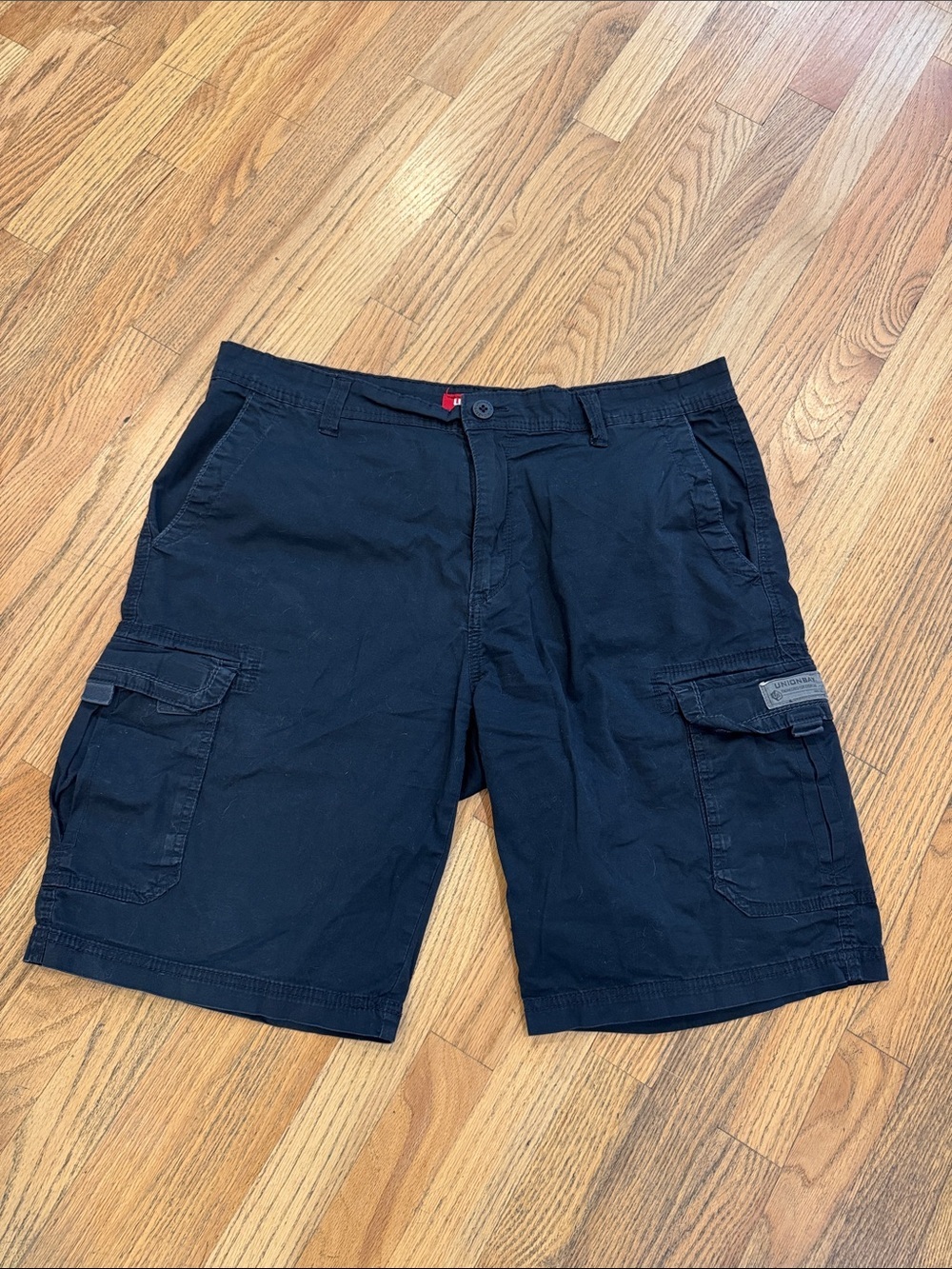 UNIONBAY Men's Black Cargo Shorts with Utility Pockets Size: 38